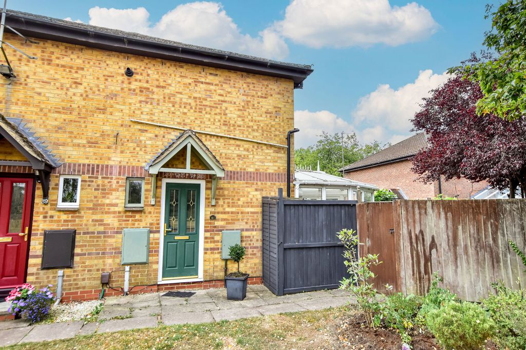 Property photo 1 of 16