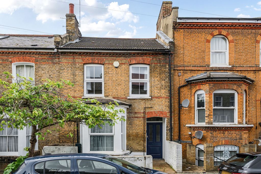 Property photo 1 of 16 1463008-2-6A0c3d9...