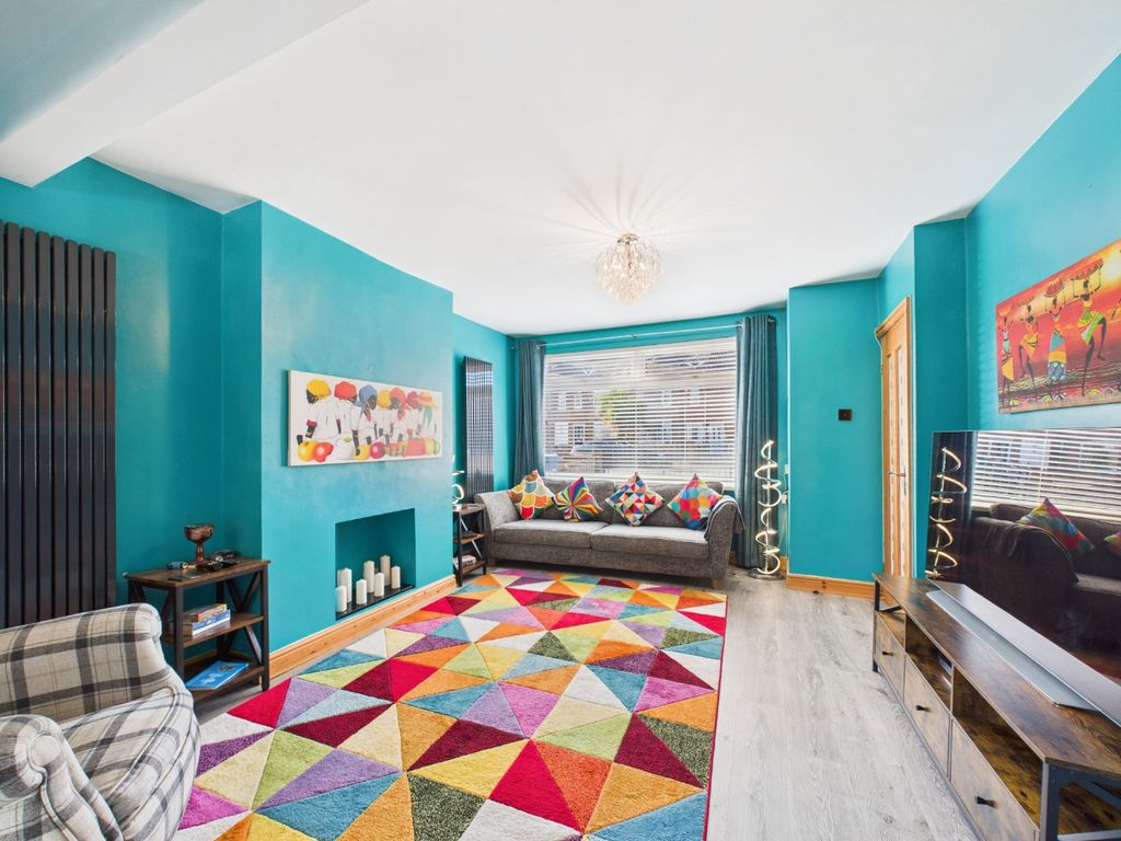 Property photo 3 of 15 4493857