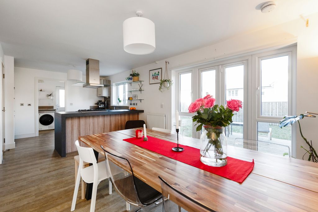 Property photo 3 of 27 Property Image 3