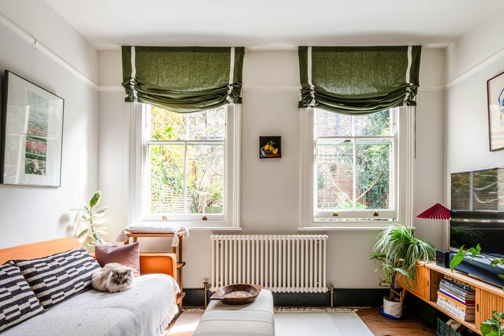 Property photo 3 of 18 3.Jpg