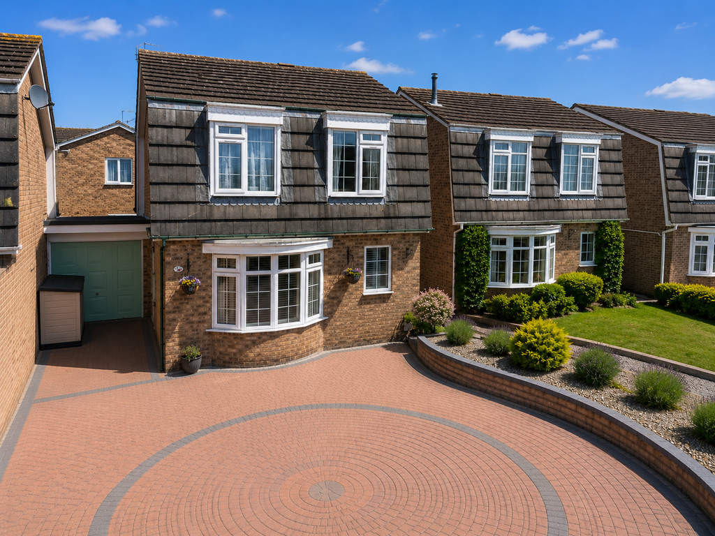 Property photo 1 of 16 Deal Estate Agents