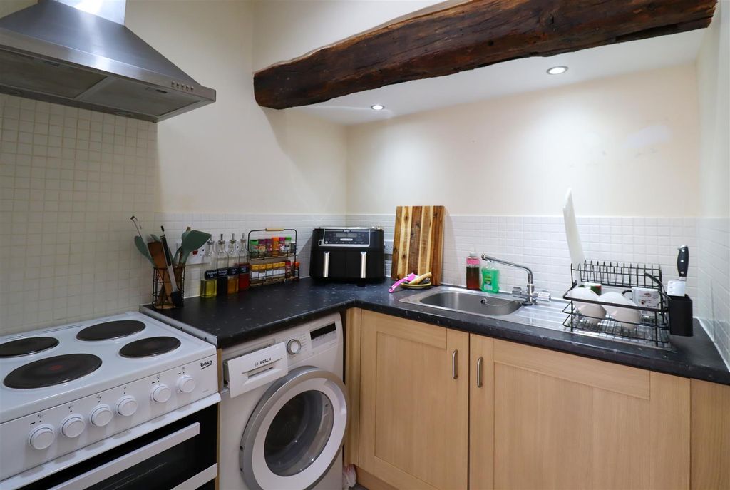 Property photo 2 of 11 Img_4055.Jpg