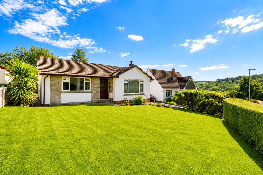 Property photo 1 of 15 Picture No. 05