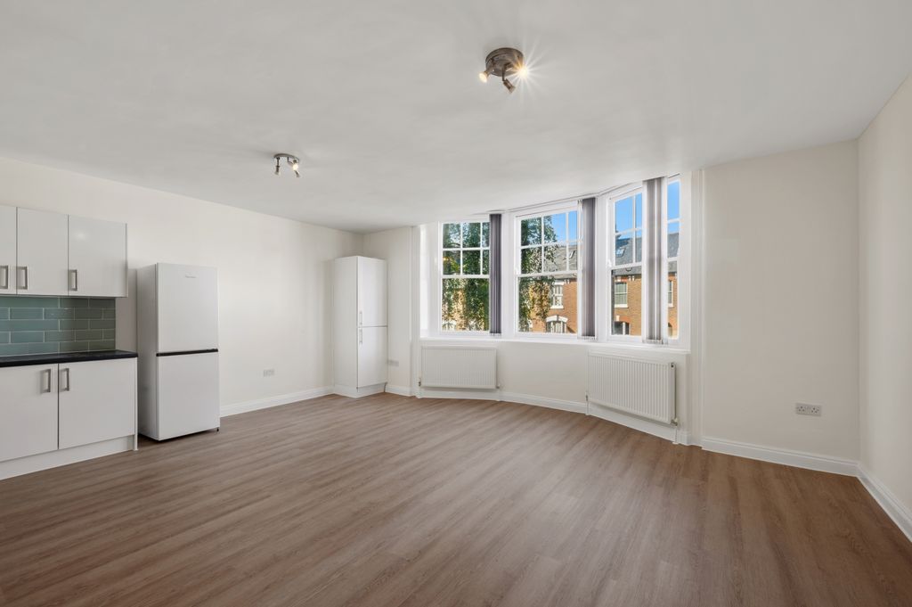 Property photo 2 of 11 Picture No. 02