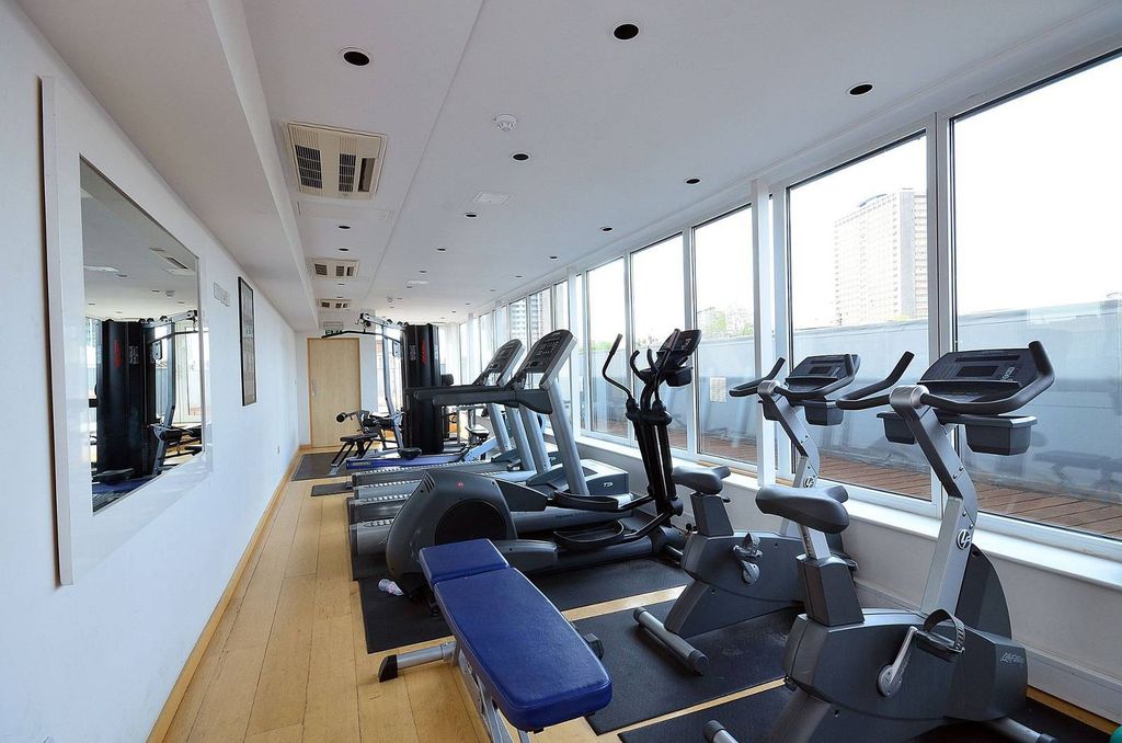 Property photo 3 of 12