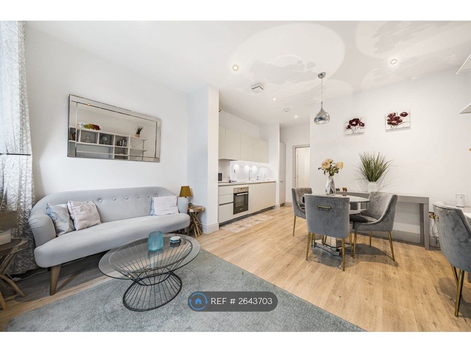 Property photo 2 of 26