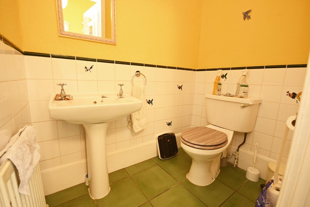 Additional image 15 of 4 bed detached house for saleAuchamore House, 11 Wellington Street, Dunoon, Argyll And Bute PA23