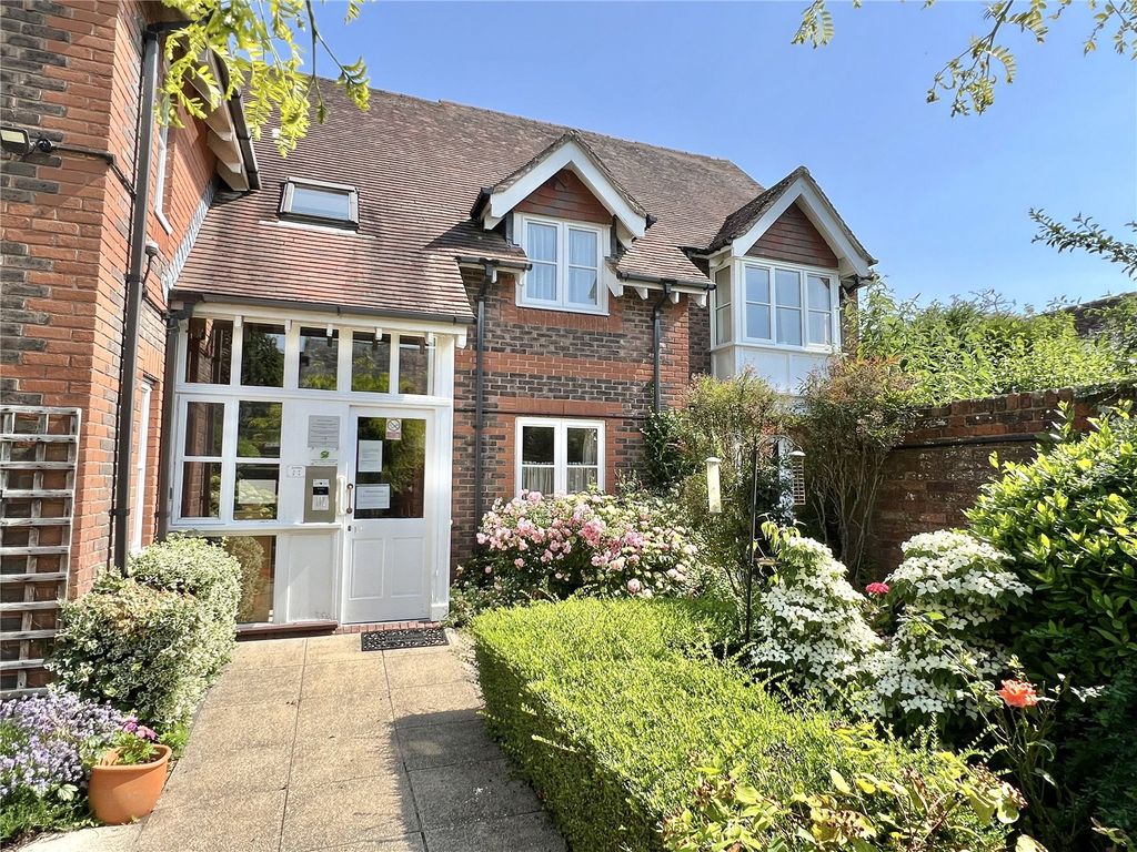 Property photo 1 of 14 Picture No. 23