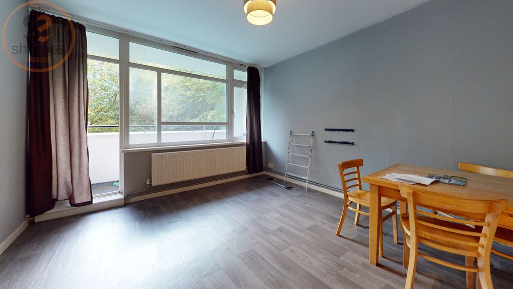 Property photo 2 of 25 Bedroom (20)