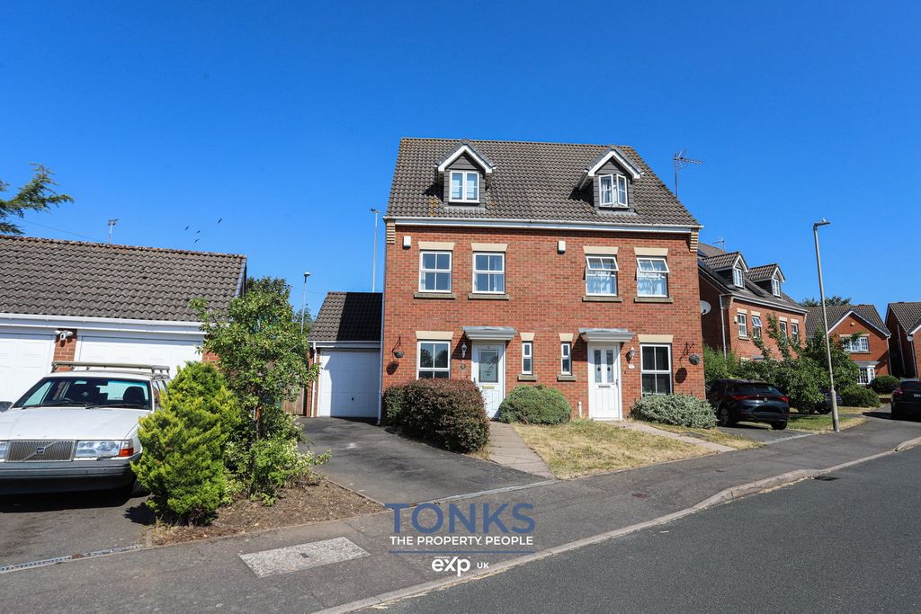 Property photo 1 of 25