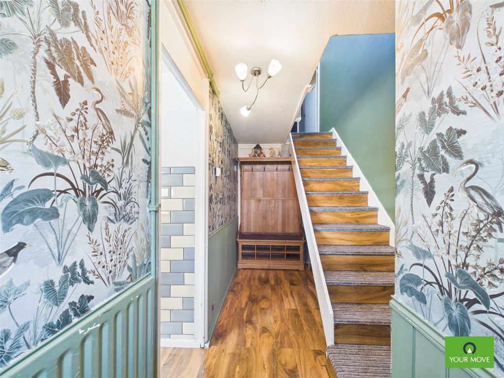 Property photo 2 of 12 Hallway