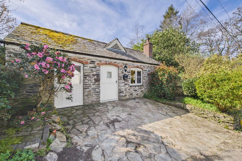 Property photo 1 of 17 4936511