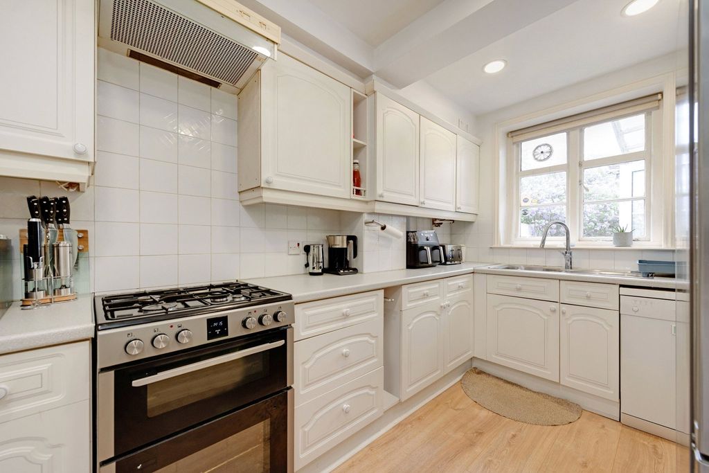 Property photo 3 of 10 Picture No. 08