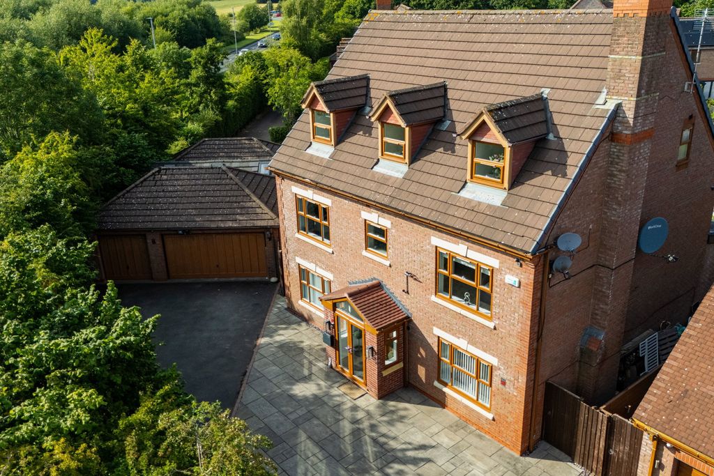 Property photo 1 of 49