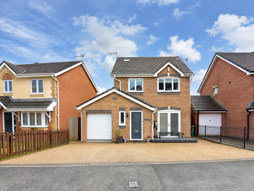 Property photo 1 of 28 133A8E5A-A03C-4B75-993C-7B1356697679
