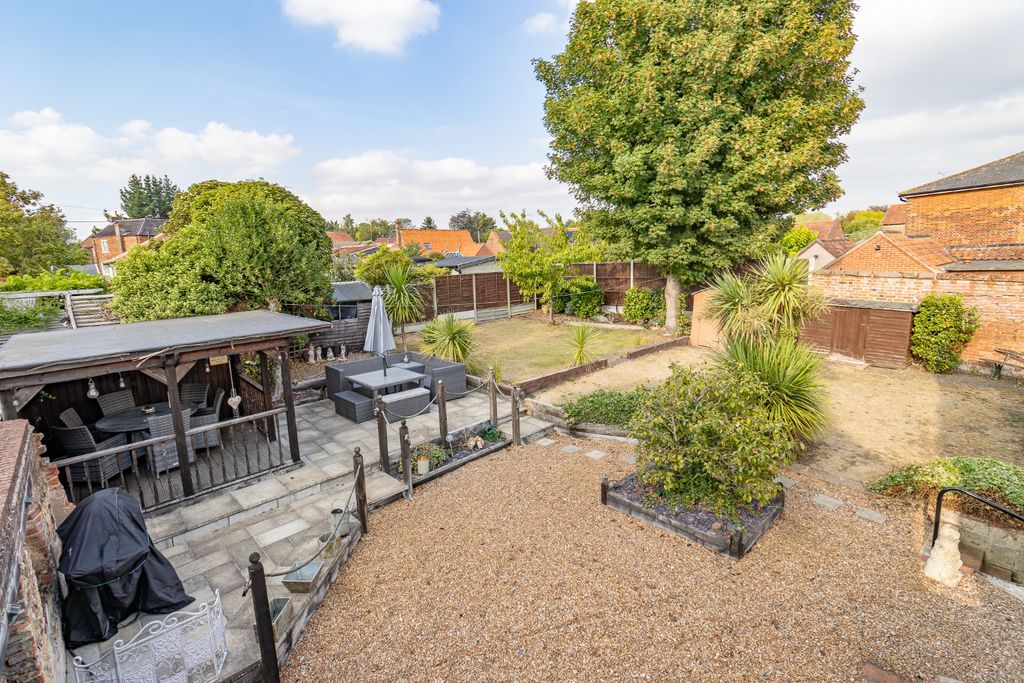 Property photo 2 of 33 5349245