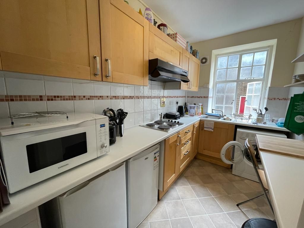 Property photo 3 of 7 1Fea35d6-080A-417B-Af17-d0ee8A7Aca63.Jpg