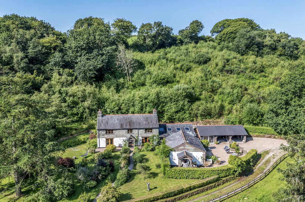 Property photo 1 of 23 Aerial