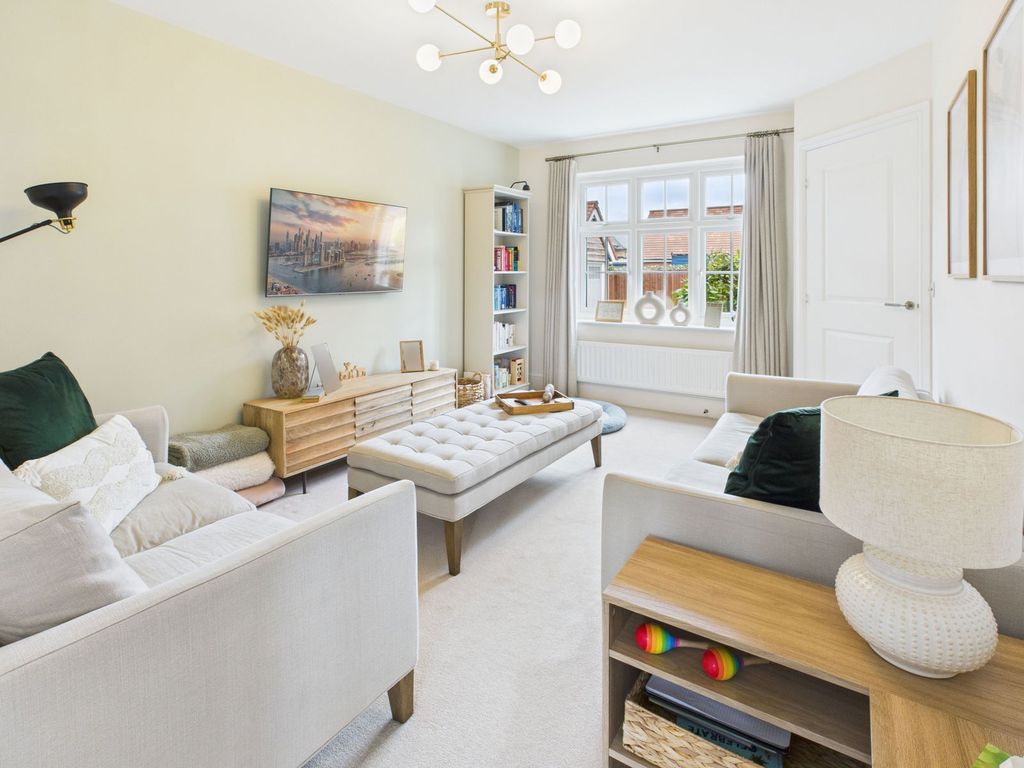 Property photo 2 of 23