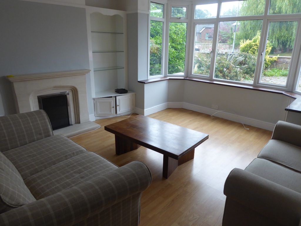 Property photo 2 of 16 4779481