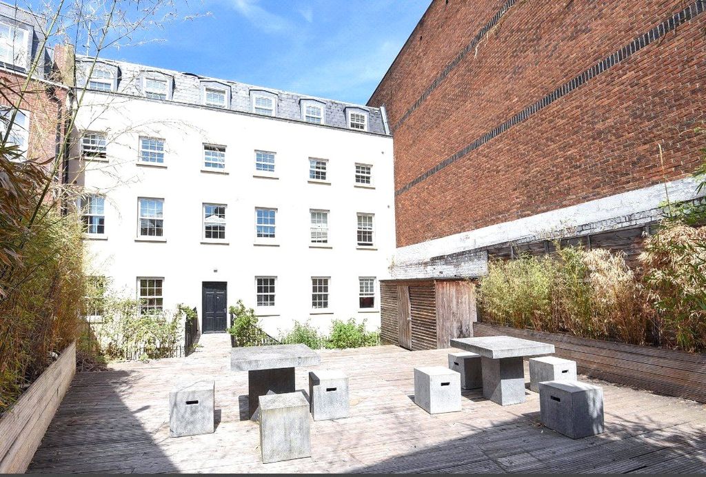 Property photo 1 of 7 Picture No. 09