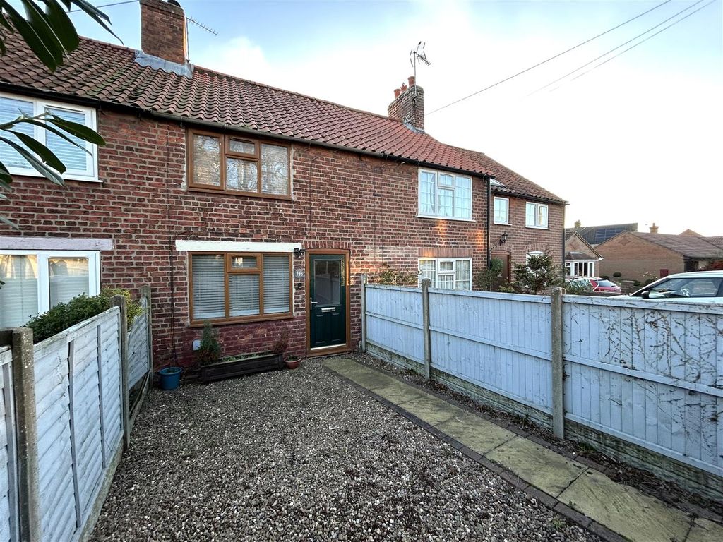 Property photo 1 of 11 Front