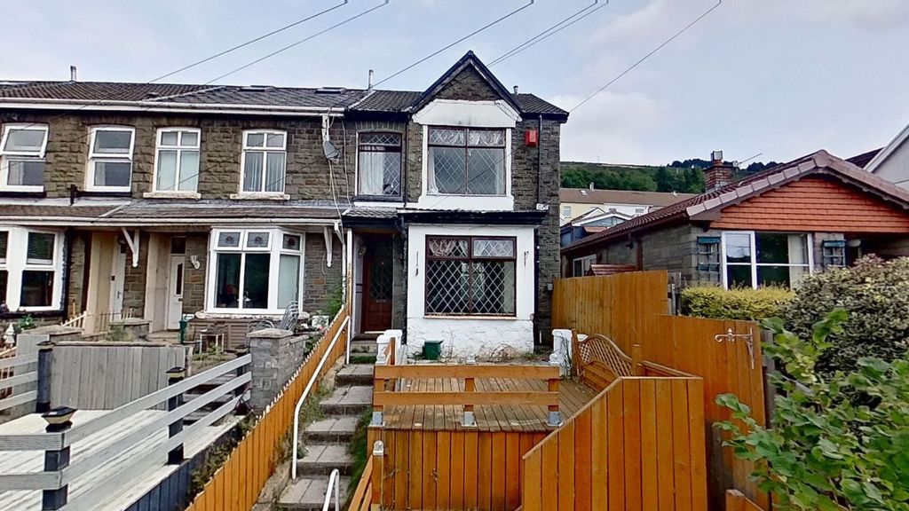 Property photo 1 of 34