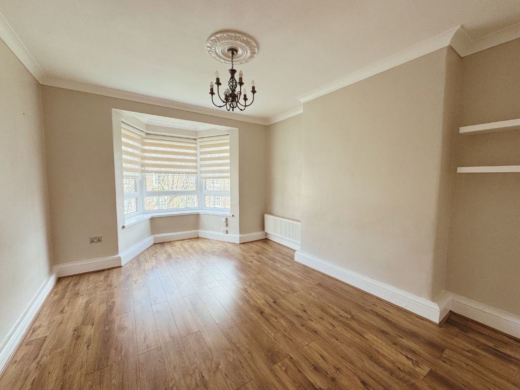 Property photo 3 of 15 Photo 10