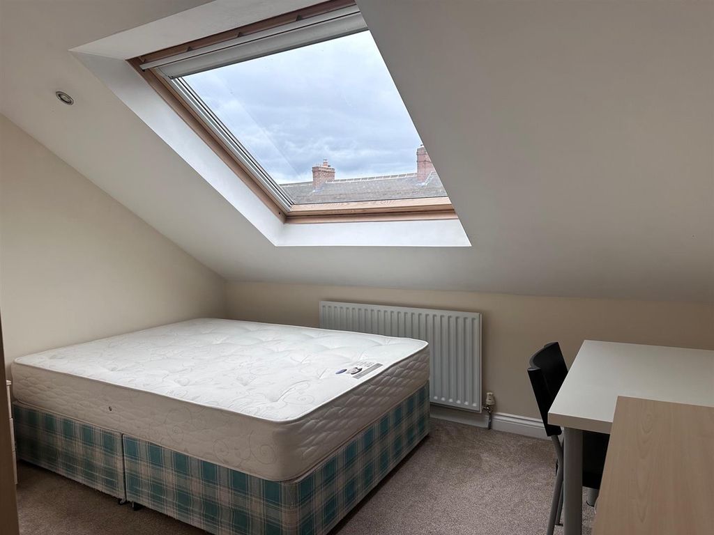 Additional image 5 of 6 bed shared accommodation to rentHolmwood Grove, West Jesmond, Jesmond, Upon Tyne NE2