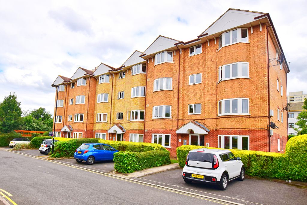 Property photo 1 of 6