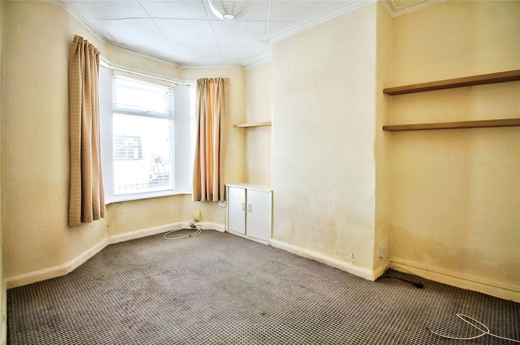 Property photo 3 of 11 Picture No. 15