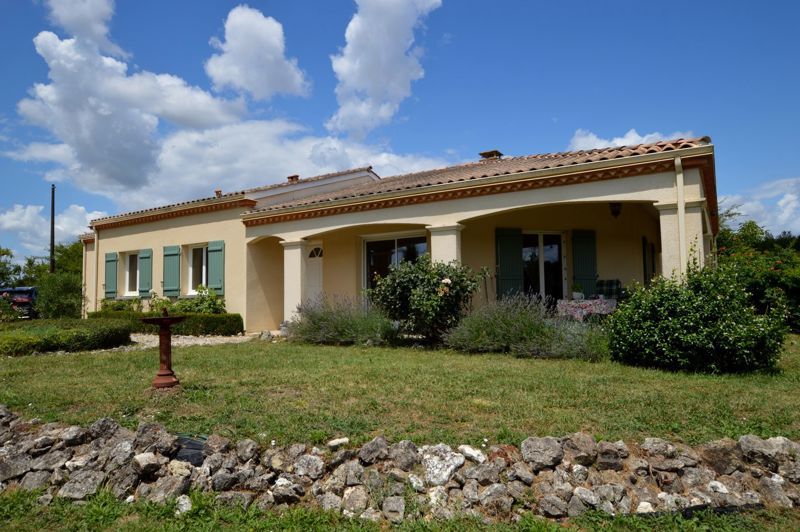 Property photo 3 of 15 Photo 3