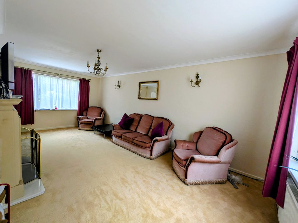 Property photo 3 of 36 1000022132