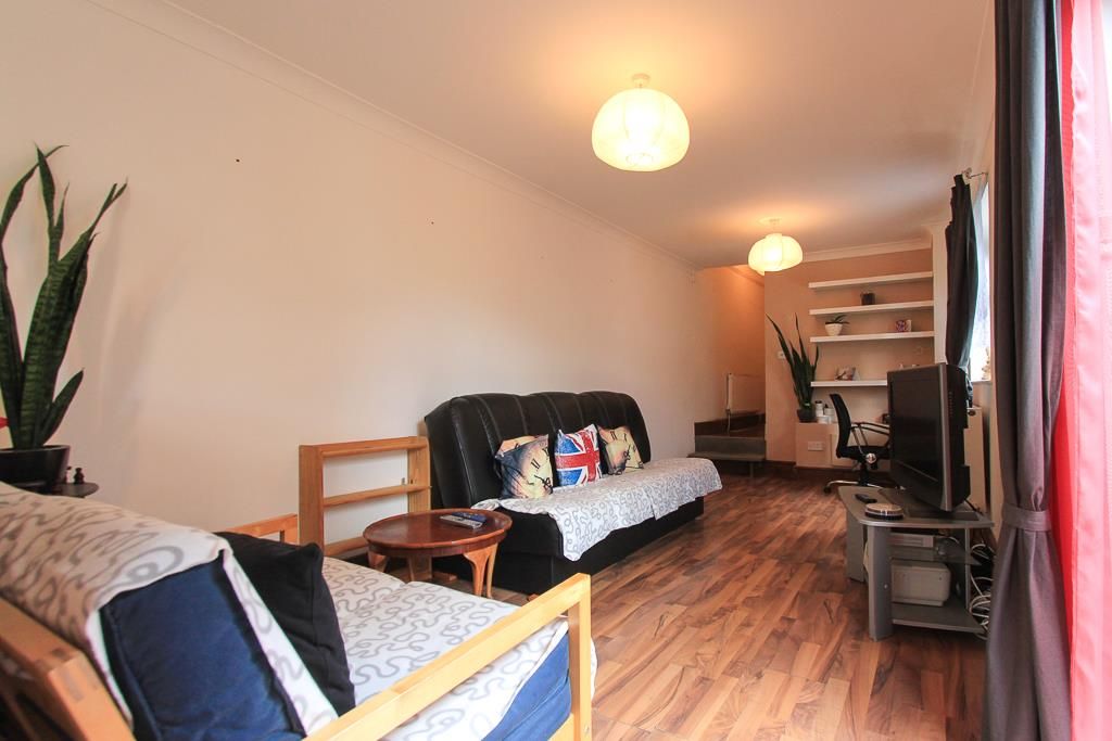 Property photo 3 of 10 1, 95 Stacey Road (4 Of 10).Jpg