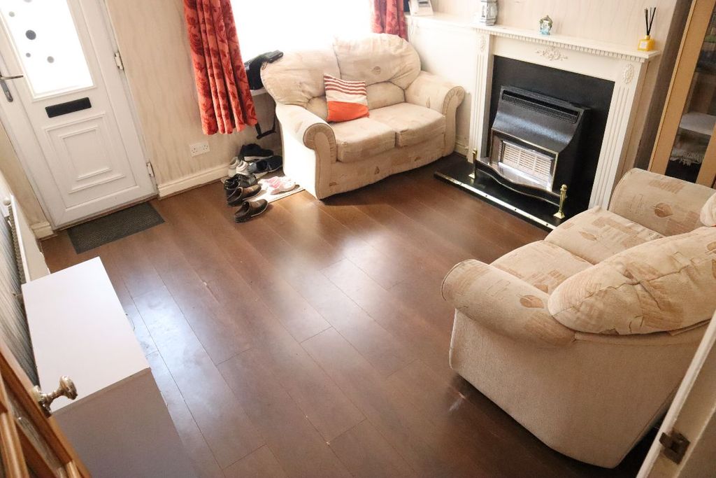 Property photo 3 of 14