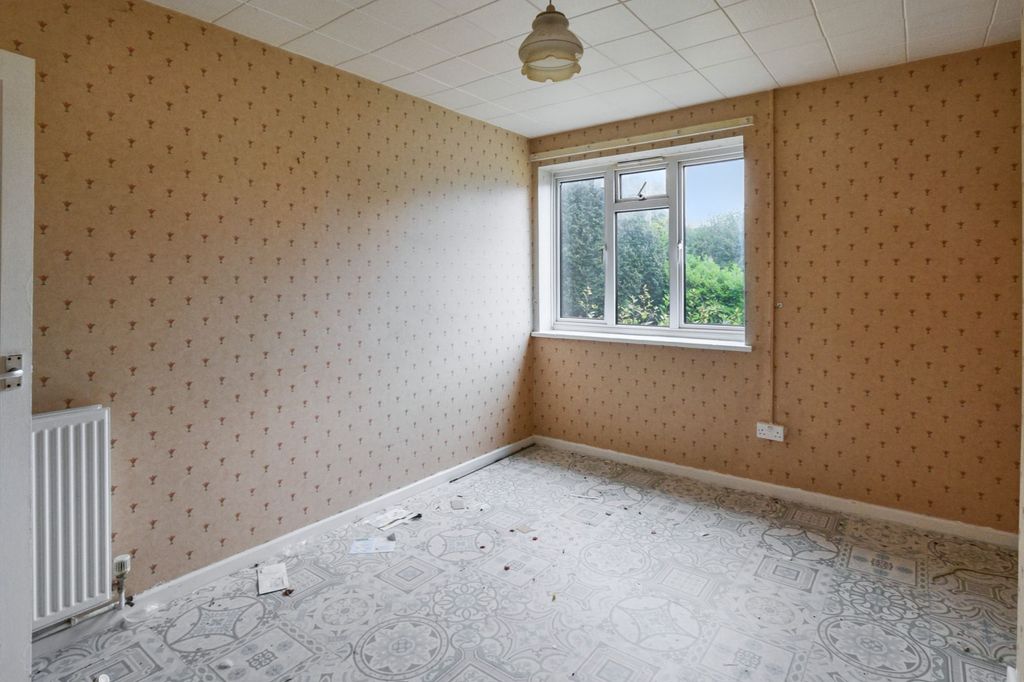 Property photo 3 of 18 4 Sir Edward Stracey Road, Rackheath, Norwich, Nr13 6Pp