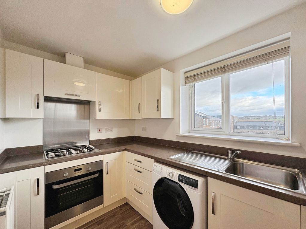 Property photo 2 of 16 Ca76Bc6d-13