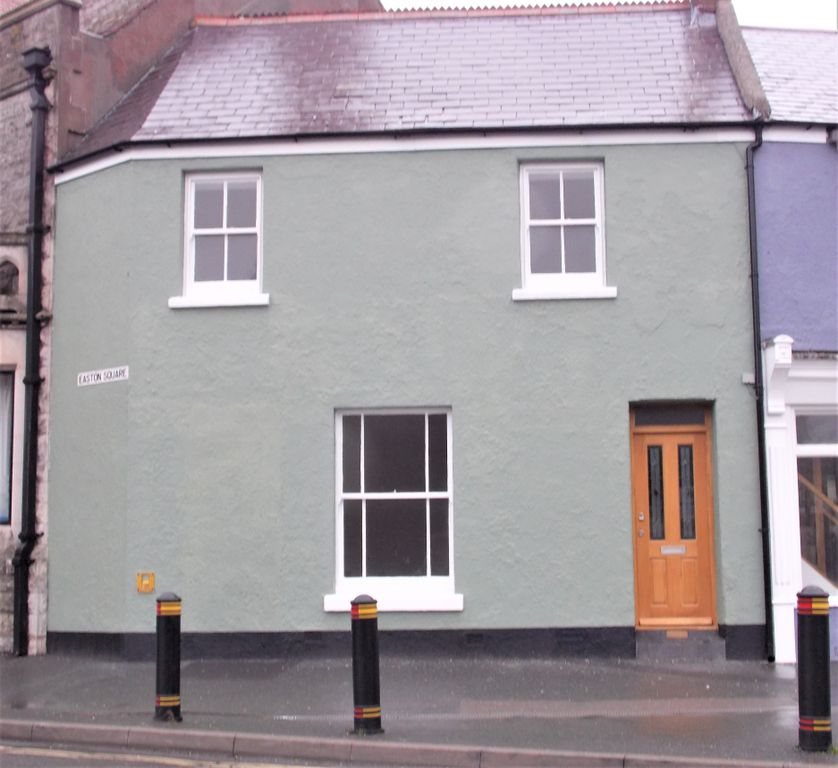 Property photo 1 of 9 Front