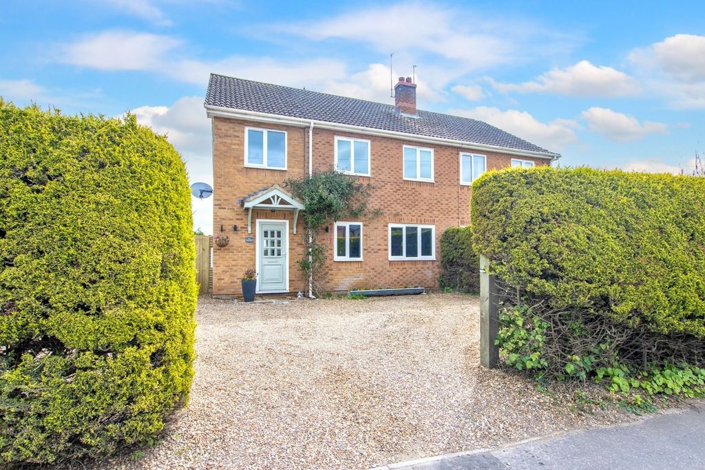 Property photo 1 of 31 4005030