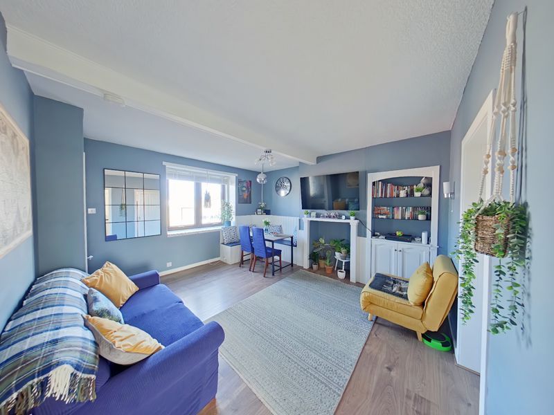 Property photo 2 of 10 Photo 7