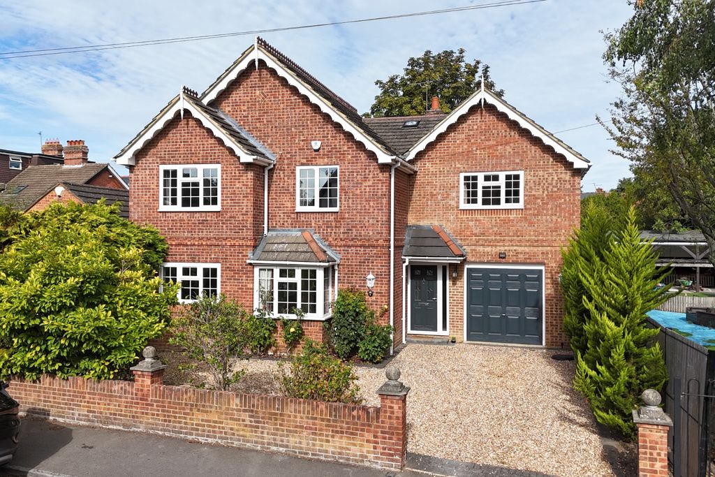 Property photo 1 of 24 4594982
