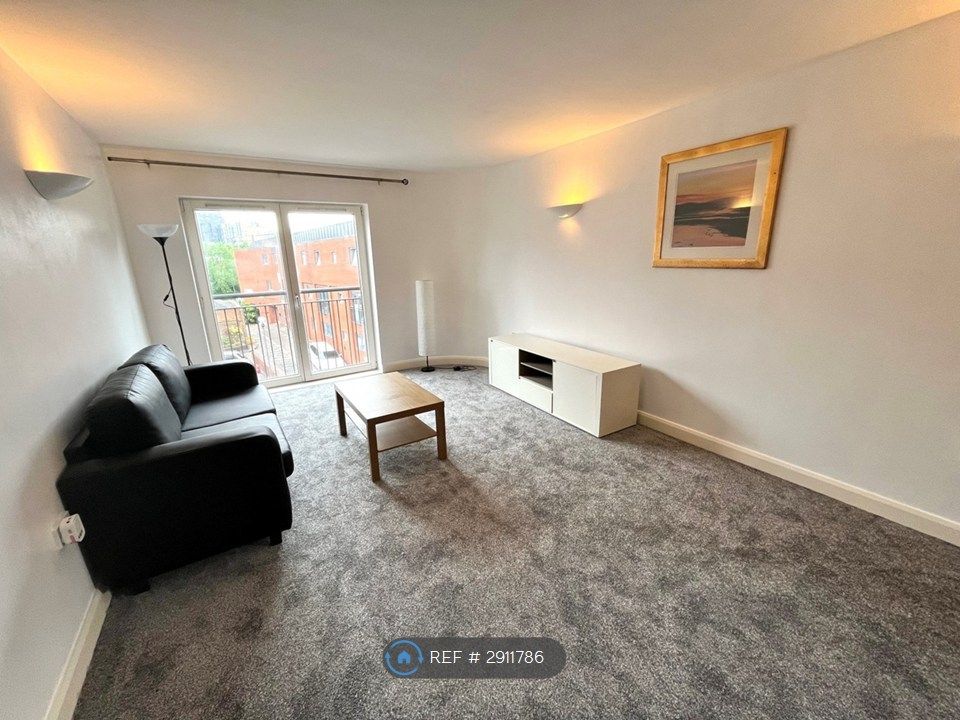 Property photo 2 of 6