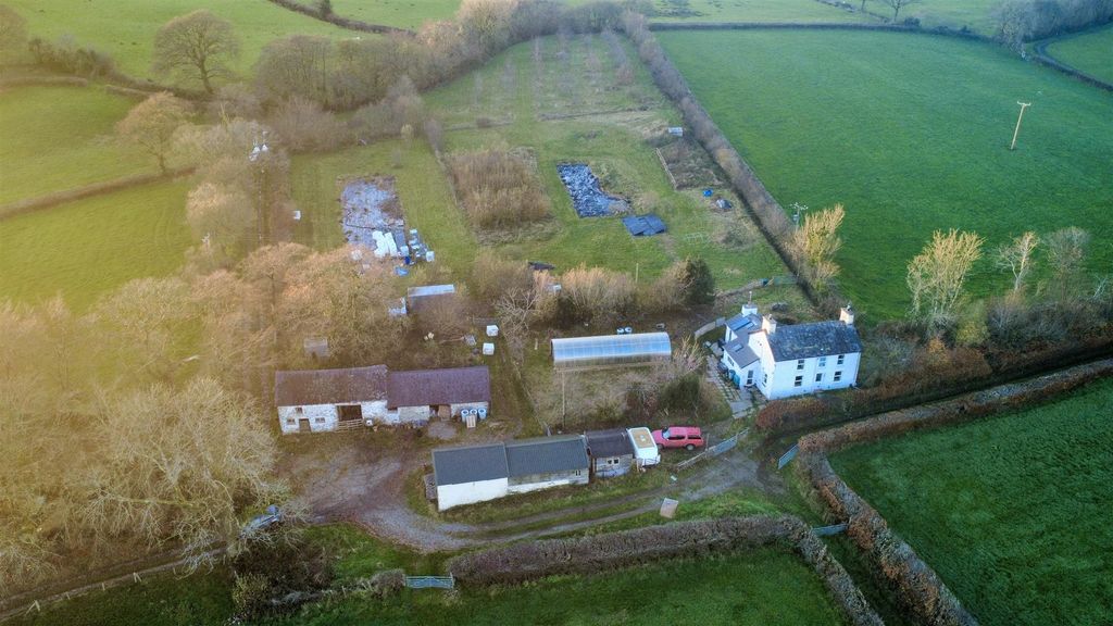 Property photo 1 of 34 Dji_Fly_20251117_155852_51_1763542266912_Photo_Opt