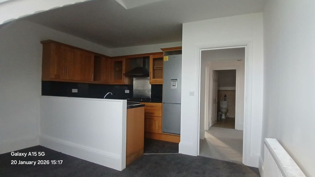 Property photo 2 of 12 Whatsapp Image 2026-01-20 At 15.54.31 (1)