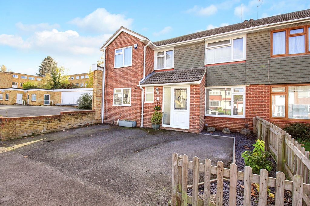 Property photo 1 of 21