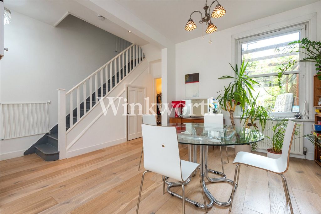 Property photo 3 of 17 Picture No. 09