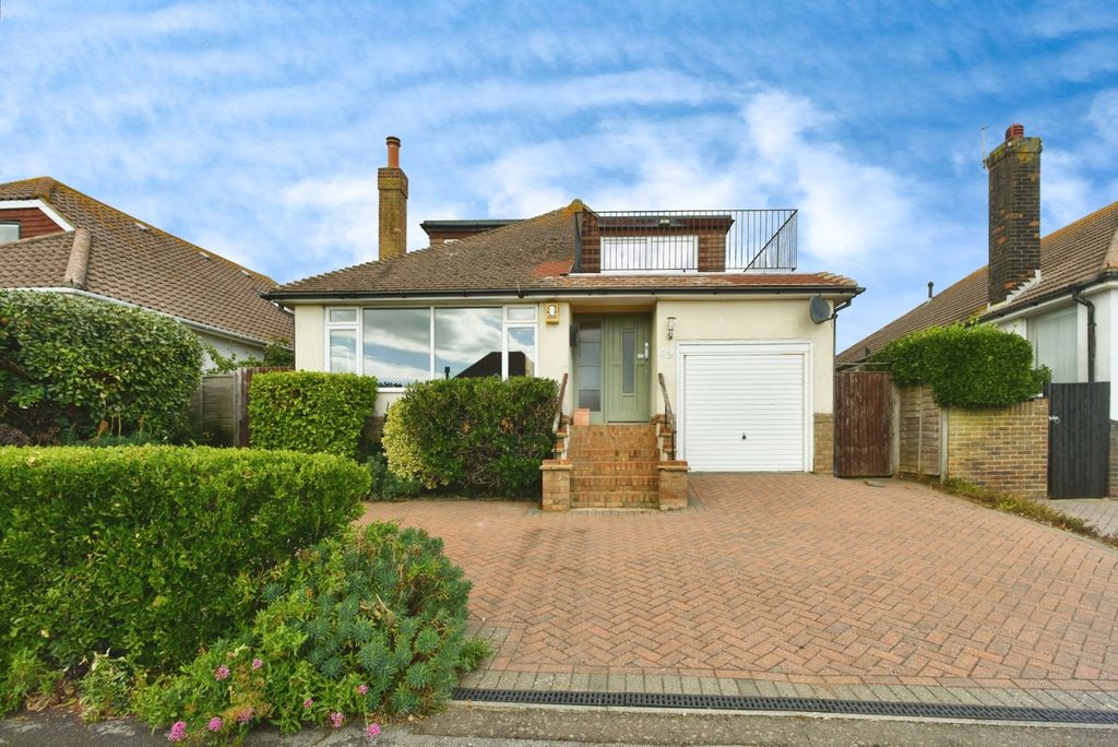Property photo 1 of 17 Front