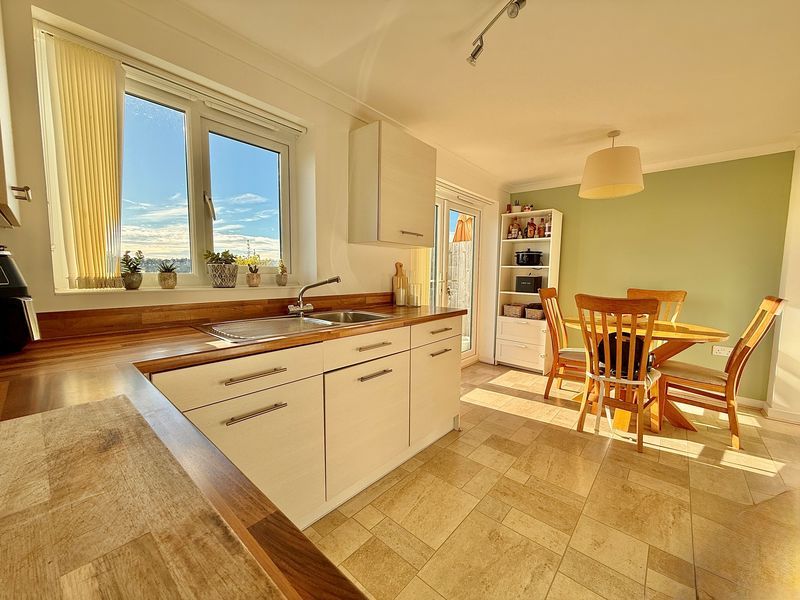 Property photo 2 of 22 Photo 8