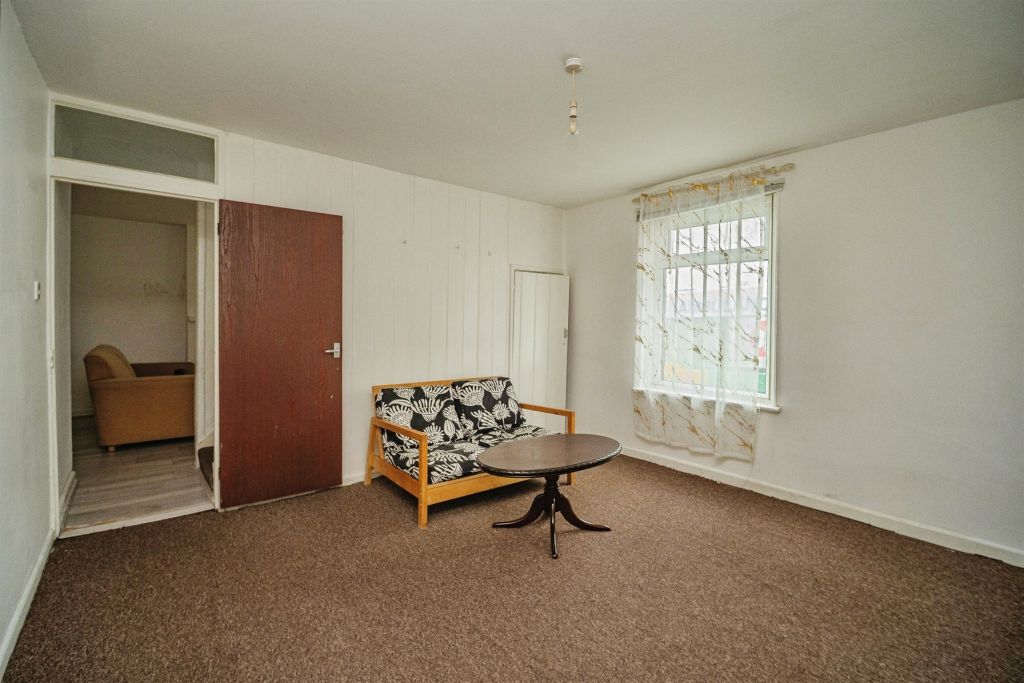 Property photo 3 of 22